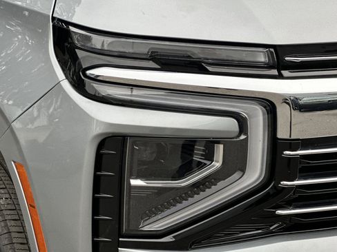 Used 2025 Chevrolet Tahoe LT w/ Comfort Package image 12