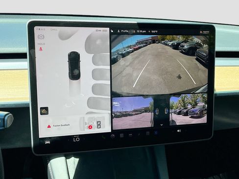 Used 2023 Tesla Model Y Performance AWD/4WD image 14