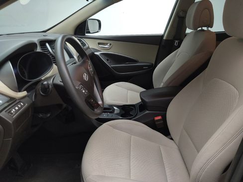 Used 2018 Hyundai Santa Fe Sport w/ 2.4L Value Package 02 FWD image 17