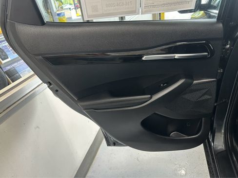 Used 2023 Kia Seltos S w/ Navigation Package AWD/4WD image 28
