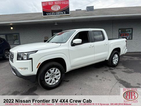Used 2022 Nissan Frontier SV AWD/4WD image 8