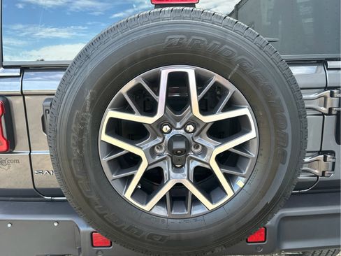 New 2025 Jeep Wrangler Sahara w/ Safety Group image 28