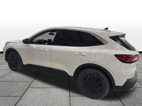 Used 2023 Ford Escape Active w/ Cold Weather Package image 7