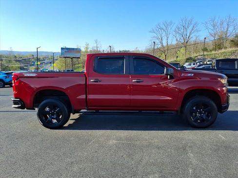 Used 2019 Chevrolet Silverado 1500 Custom Trail Boss w/ Custom Convenience Package AWD/4WD image 8