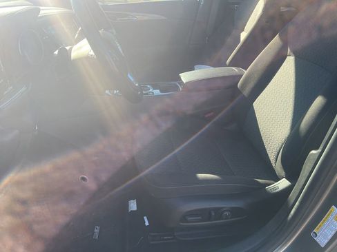 Used 2018 Buick Regal Preferred w/ Sights and Sounds Package image 46