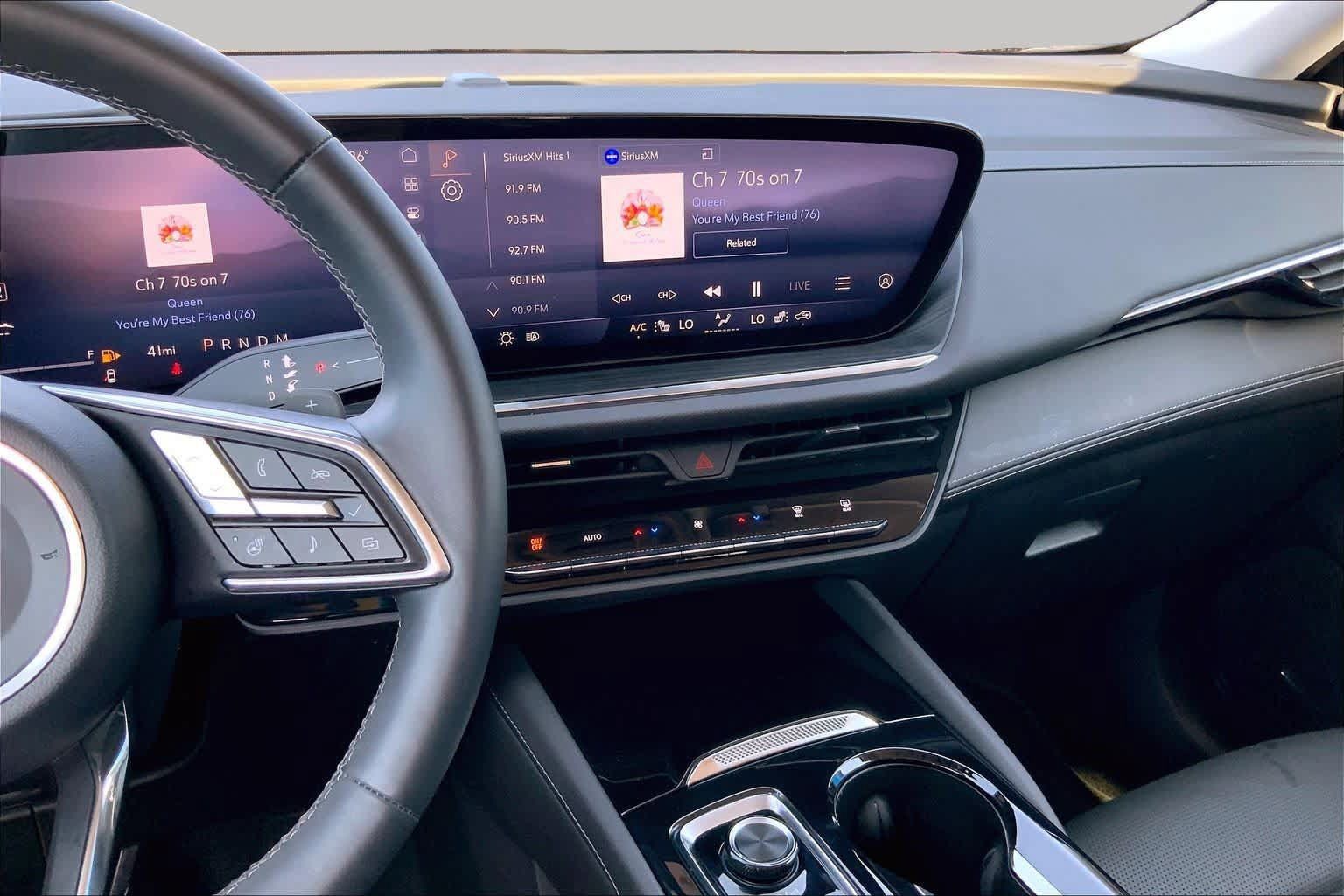 Certified 2025 Buick Envision Preferred AWD/4WD image 7
