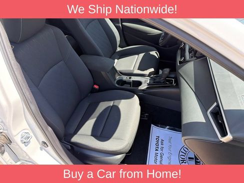 Used 2025 Toyota Corolla LE FWD image 18