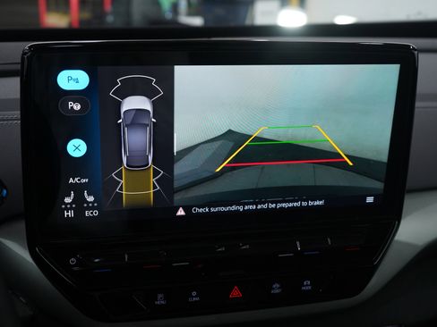 Used 2023 Volkswagen ID.4 Pro S image 21