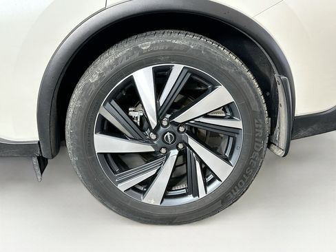 Used 2024 Nissan Murano SL image 11