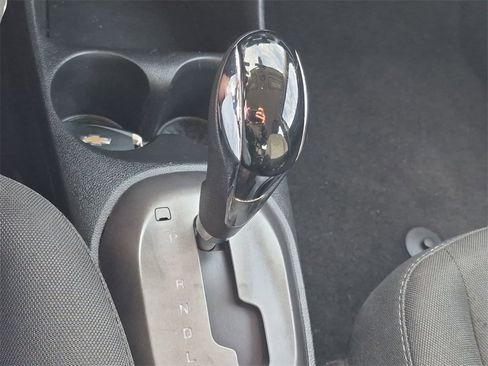 Used 2021 Chevrolet Spark LT image 19