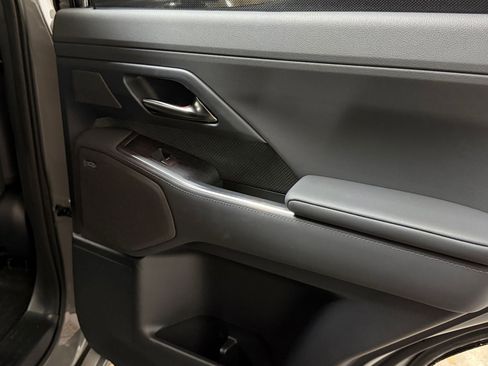 Used 2024 Lexus GX 550 AWD/4WD image 43