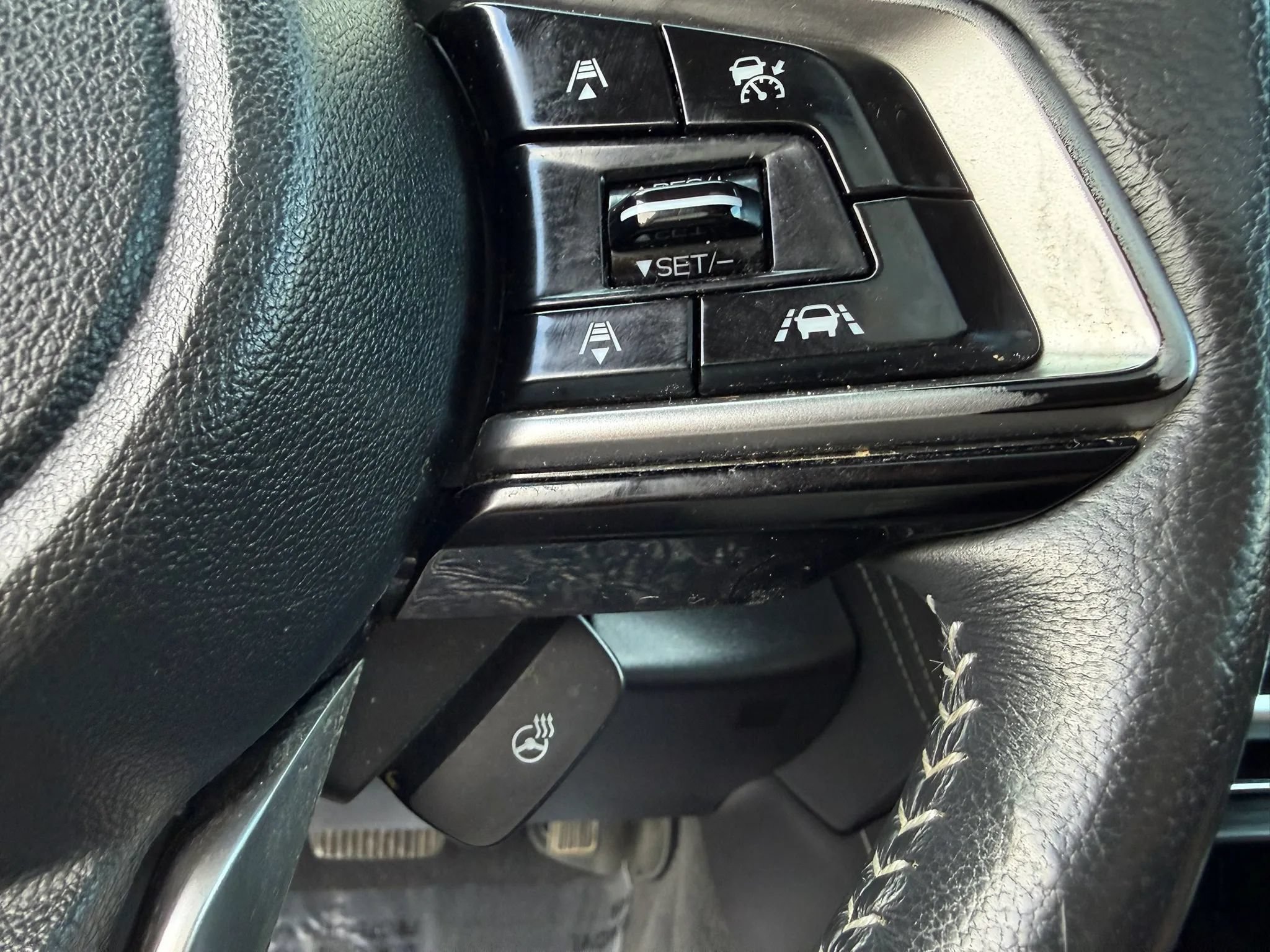 Used 2019 Subaru Outback 3.6R Touring AWD/4WD image 22