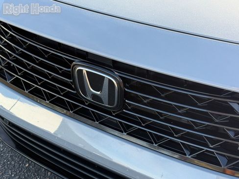 Used 2025 Honda Accord Touring image 34