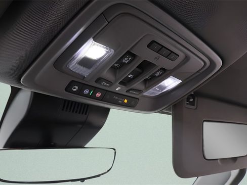 Used 2024 GMC Sierra 2500 Denali w/ Technology Package image 16