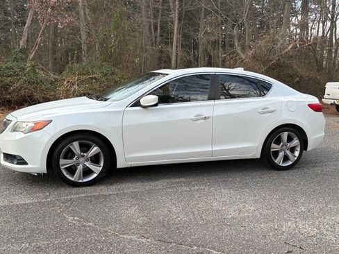 Used 2013 Acura ILX w/ Technology Package image 10