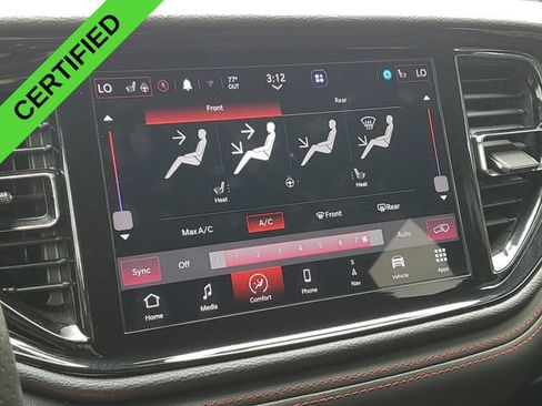 Used 2025 Dodge Durango GT AWD/4WD image 16