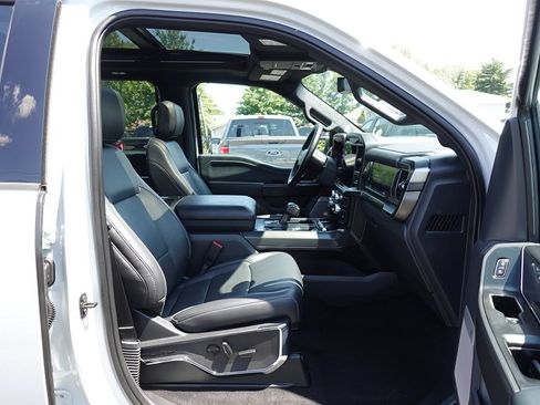 Used 2024 Ford F150 Lariat AWD/4WD image 37