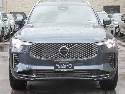 New 2026 Volvo XC90 T8 Plus w/ Protection Package Premier AWD/4WD image 2