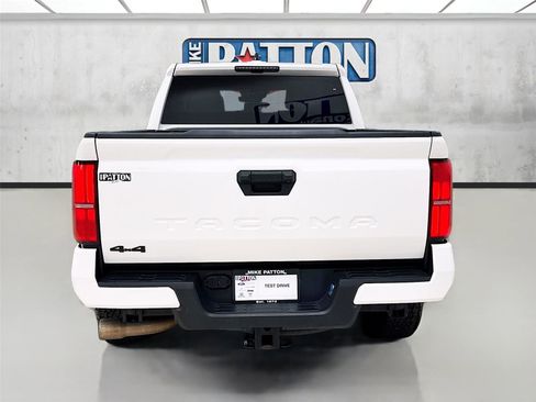 Used 2024 Toyota Tacoma TRD Off-Road AWD/4WD image 6