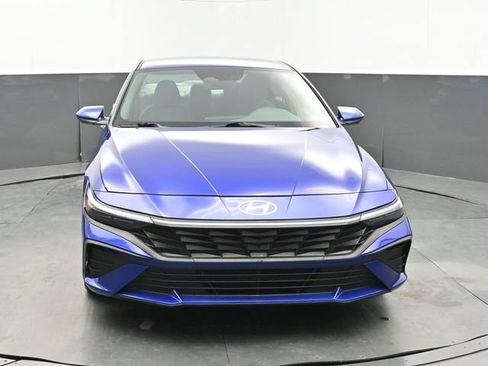 Used 2024 Hyundai Elantra SEL FWD image 8