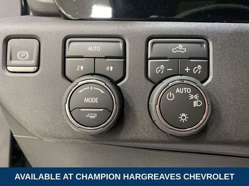 Certified 2026 Chevrolet Silverado 1500 LT AWD/4WD image 23