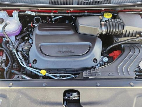 New 2026 Chrysler Pacifica Limited w/ S Appearance Package FWD image 17