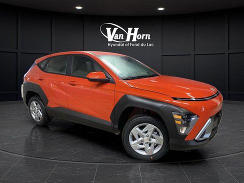 New 2026 Hyundai Kona SE image 1