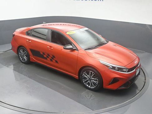 Used 2023 Kia Forte GT-Line image 3