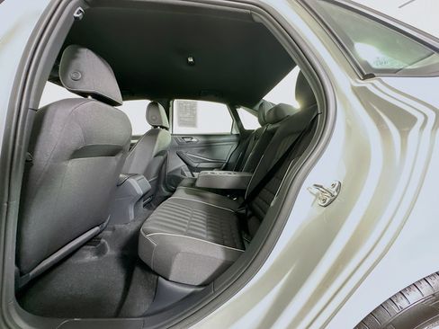 Used 2024 Volkswagen Jetta Sport FWD image 27