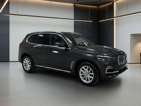 Used 2021 BMW X5 xDrive40i w/ Premium Package AWD/4WD image 8