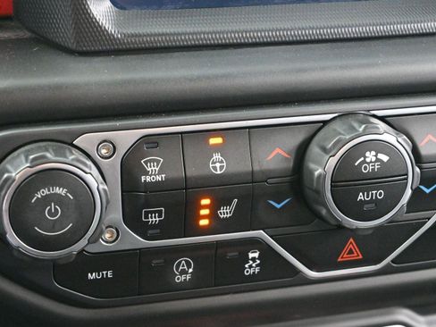 Used 2020 Jeep Wrangler Unlimited Rubicon AWD/4WD image 22
