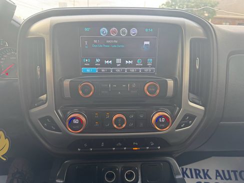 Used 2018 GMC Sierra 1500 SLT w/ SLT Preferred Package image 21