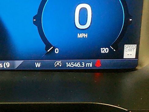 Used 2025 Ford F150 Lariat w/ Equipment Group 502A High AWD/4WD image 15