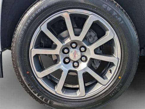 Used 2017 GMC Canyon Denali image 23