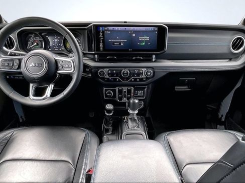 Used 2024 Jeep Wrangler High Altitude AWD/4WD image 9