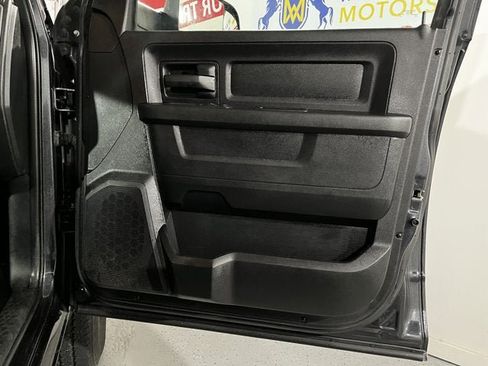 Used 2016 RAM 3500 Tradesman w/ Popular Equipment Group image 21