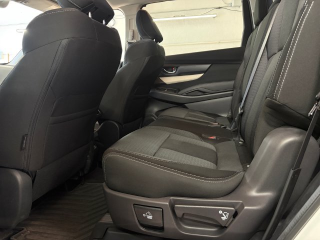 Used 2022 Subaru Ascent Premium w/ Convenience Package AWD/4WD image 17