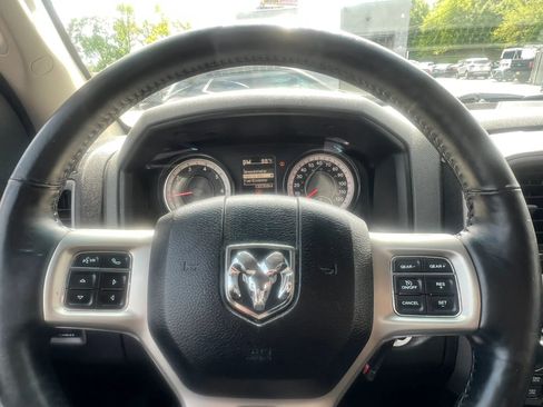 Used 2017 RAM 1500 Express AWD/4WD image 18
