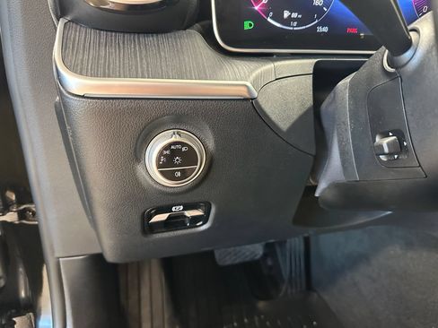 Used 2022 Mercedes-Benz C 300 4MATIC Sedan image 23