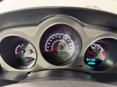 Used 2010 Dodge Avenger Express FWD image 14
