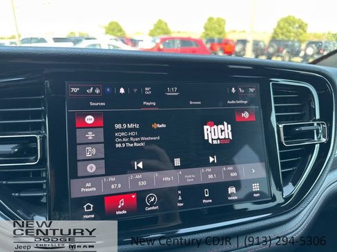 Used 2022 Dodge Durango R/T w/ Blacktop Package image 21