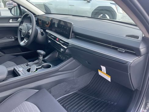 New 2026 Kia K5 LXS FWD image 29