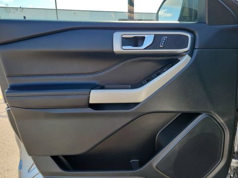 Certified 2024 Ford Explorer XLT w/ Equipment Group 202A AWD/4WD image 18