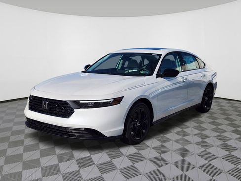 New 2025 Honda Accord SE image 2