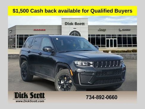 New 2026 Jeep Grand Cherokee Laredo image 1