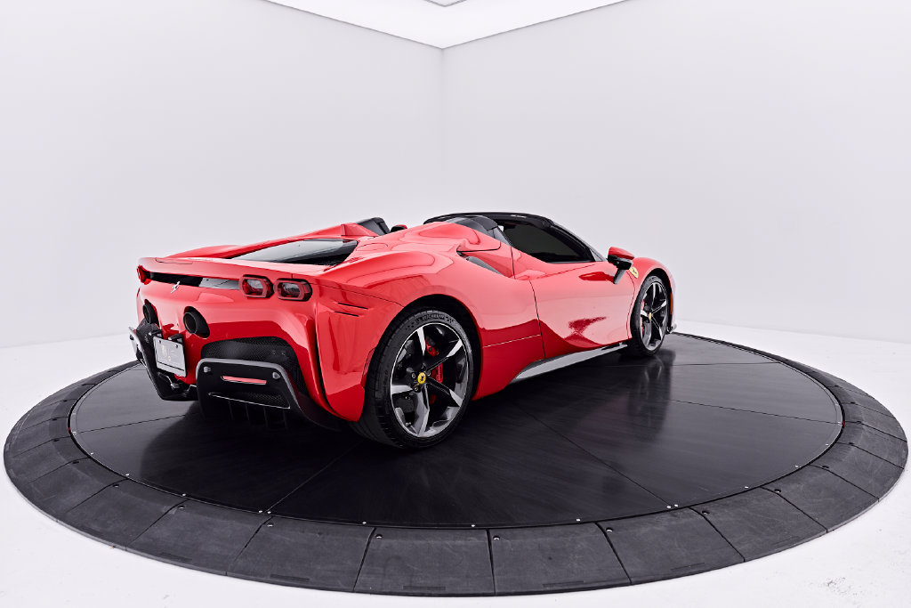 Used 2024 Ferrari SF90 Spider AWD/4WD image 20