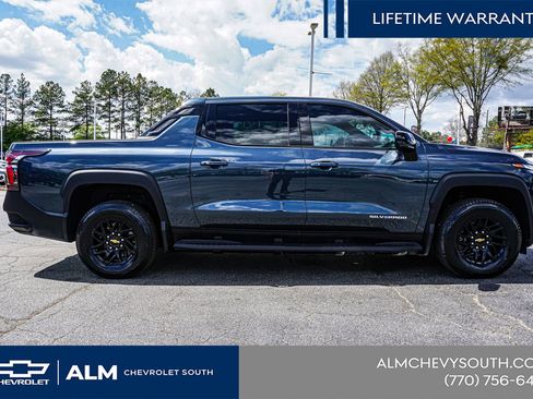 New 2026 Chevrolet Silverado EV LT AWD/4WD image 10