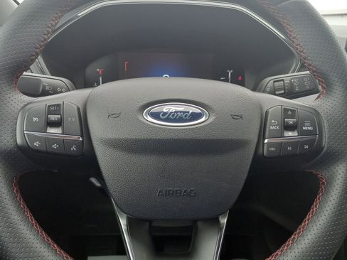 Used 2025 Ford Escape ST-Line image 19