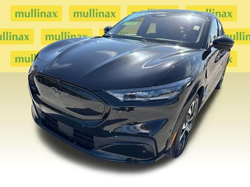 Used 2023 Ford Mustang Mach-E Premium RWD image 10