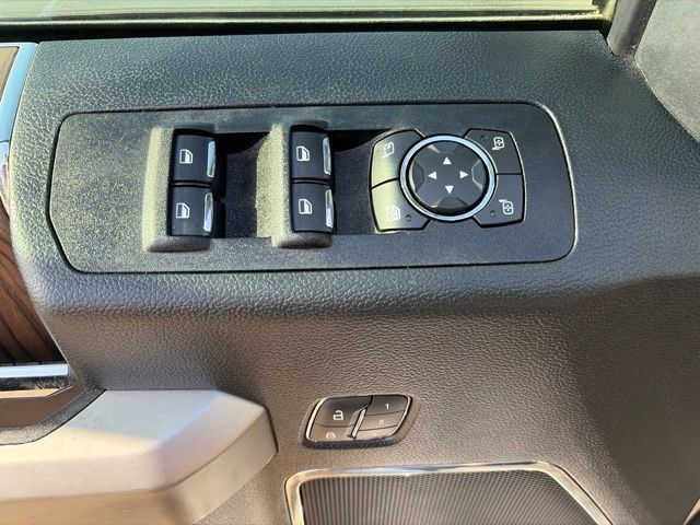 Used 2020 Ford F150 Lariat w/ Equipment Group 502A Luxury AWD/4WD image 17